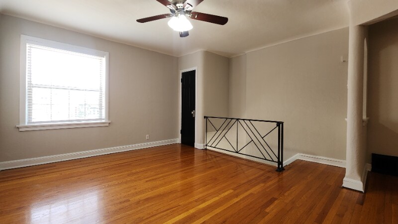 Building Photo - 6328 Sutherland Ave