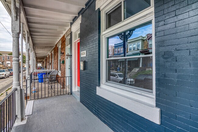 Building Photo - 4834 Olive St