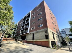Building Photo - 1643 Cambridge St