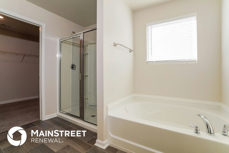 Building Photo - 1448 Archers Cv Wy