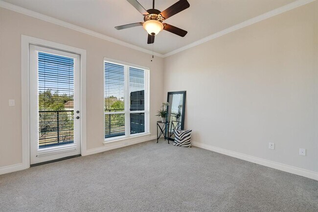 Building Photo - 104 Bella Toscana Ave