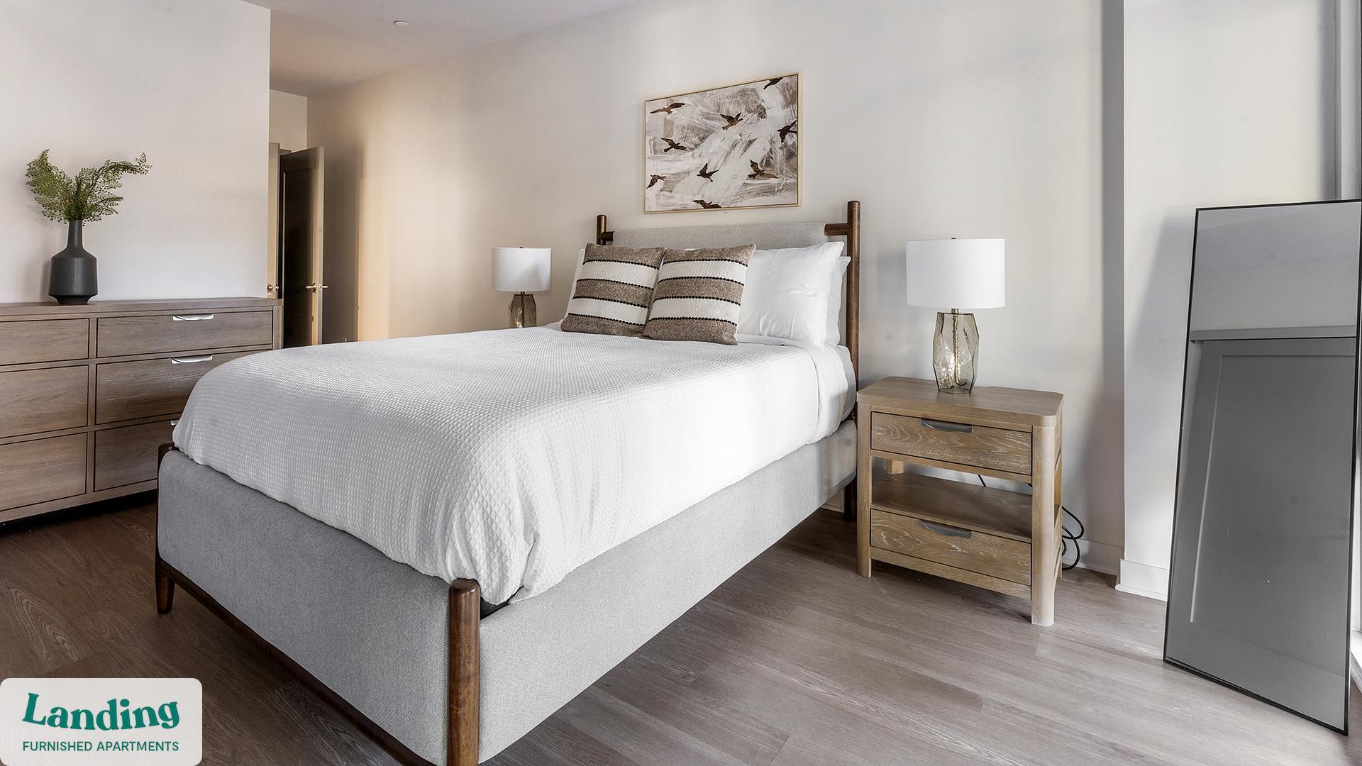 Building Photo - 350 Maple Dr SW