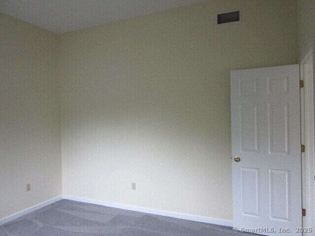Building Photo - 31 Rivermead