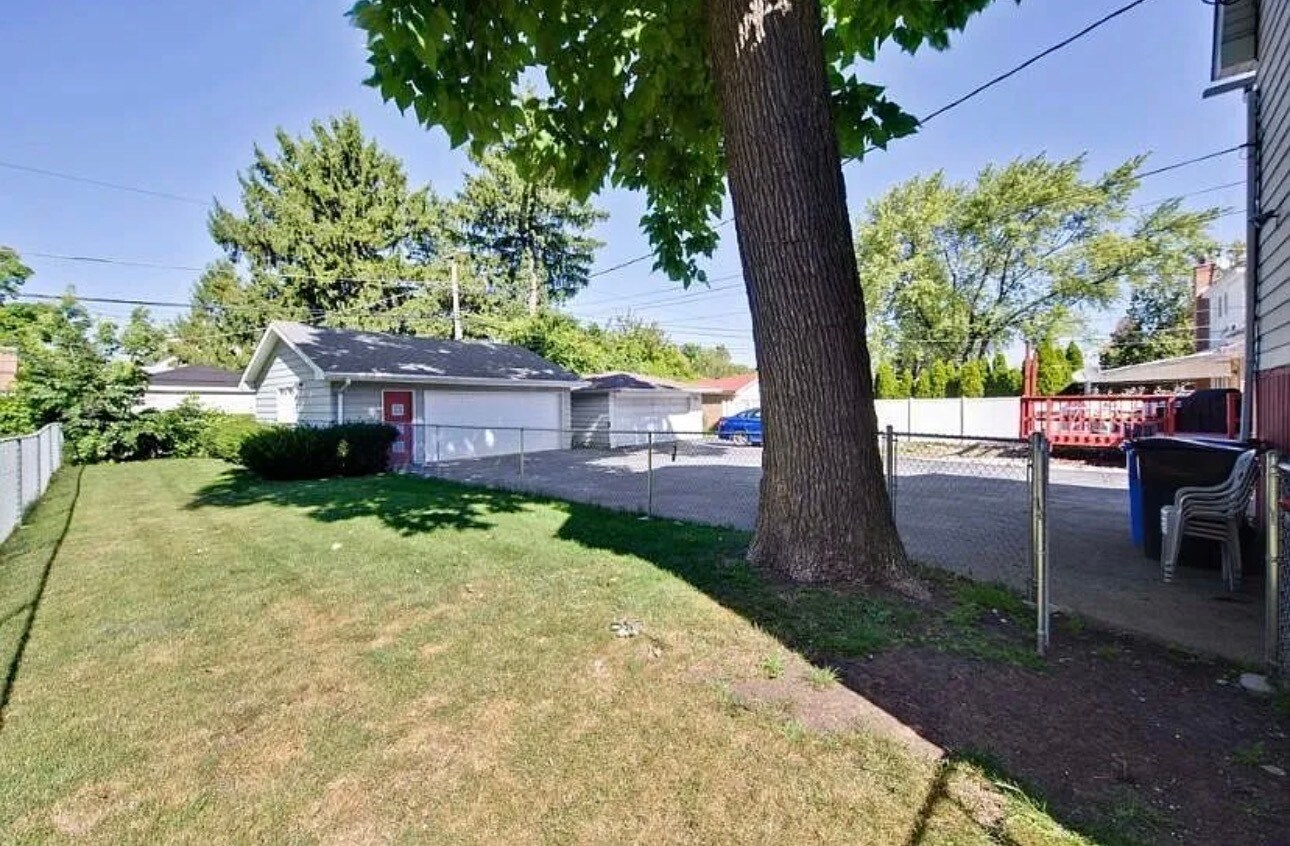 Building Photo - 5878 N Harlem Ave