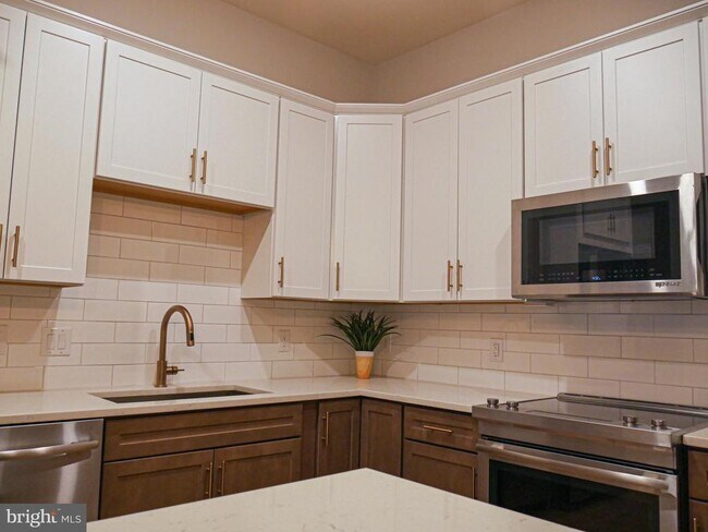 Building Photo - 44691 Wellfleet Dr