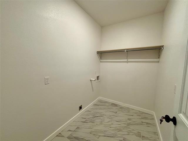 Building Photo - 5114 Stoneridge Dr