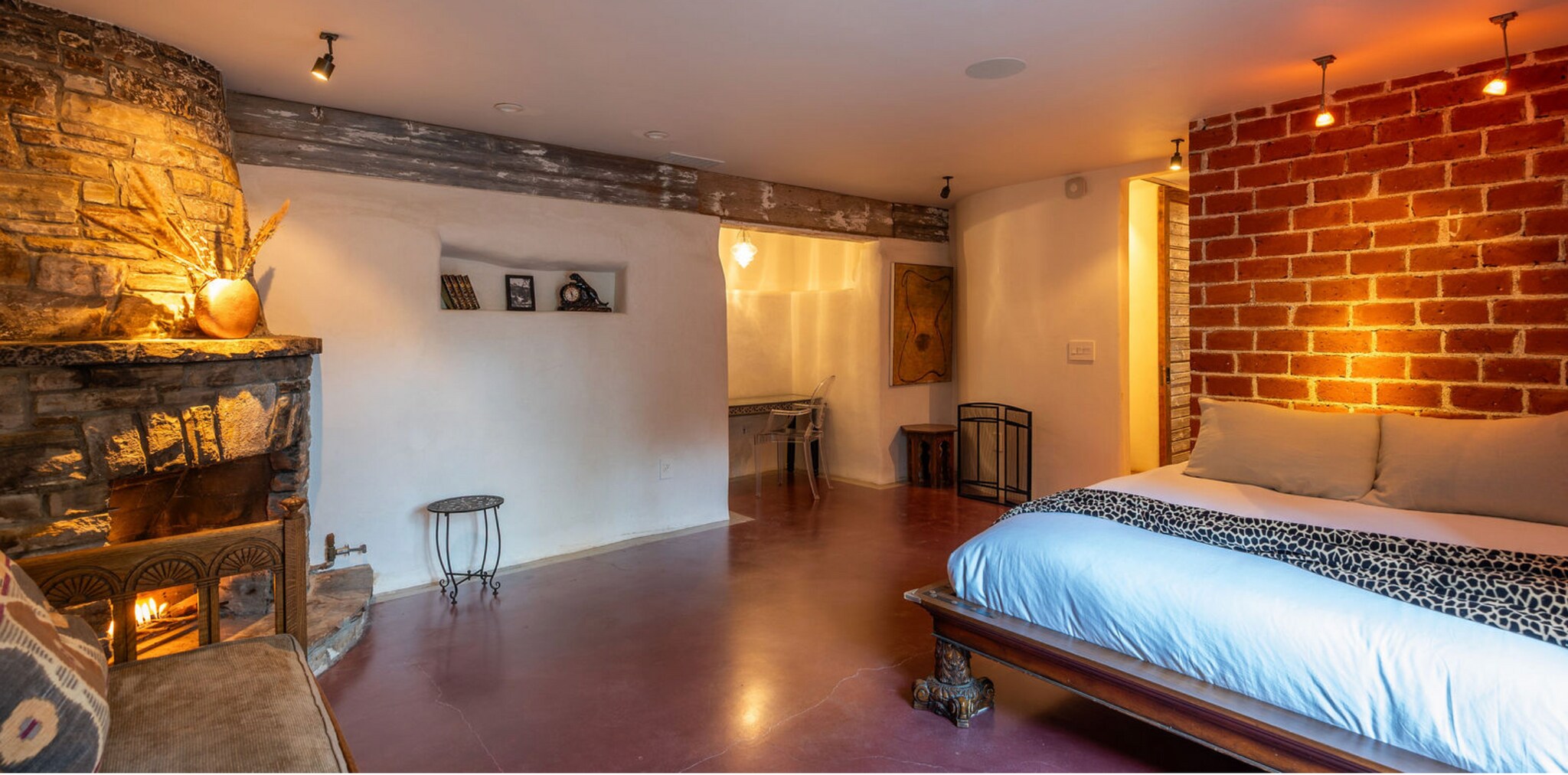 Building Photo - 8978 Wonderland Ave