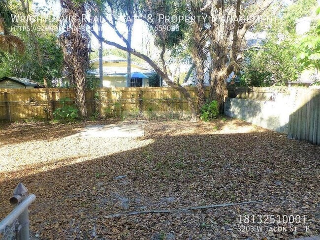 Building Photo - 3203 W Tacon St