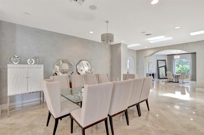 Building Photo - 4610 SW 178th Ave