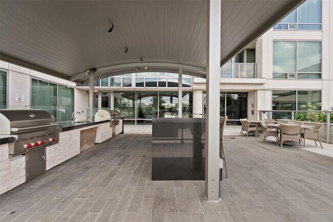 Building Photo - 2047 Westcreek Ln Ln