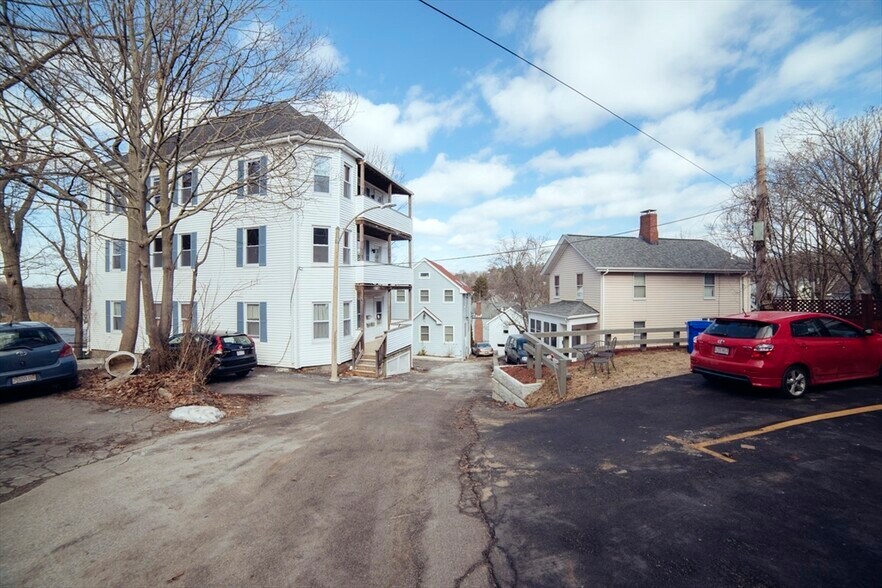 Building Photo - 14 Duffley Ct