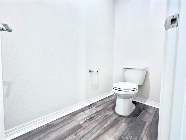 Building Photo - 110 Keeper