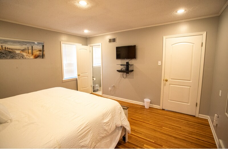 Building Photo - 1102 Whitaker Cove