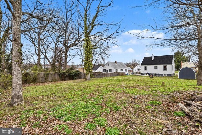 Building Photo - 2507 Glencoe Rd