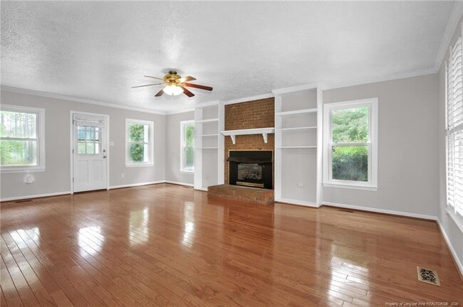 Building Photo - 853 Foxcroft Dr