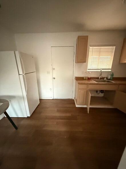 Building Photo - 101 I St