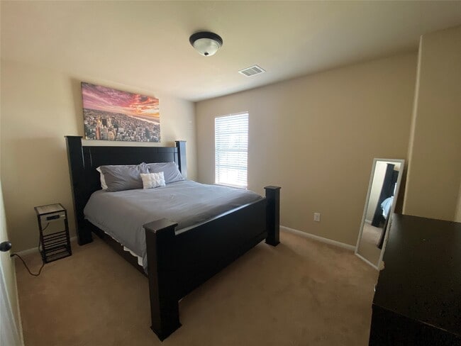 Building Photo - 19606 Green Oasis Ct