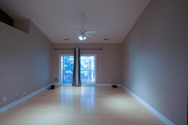 Building Photo - 2900 Trailwood Pines Ln
