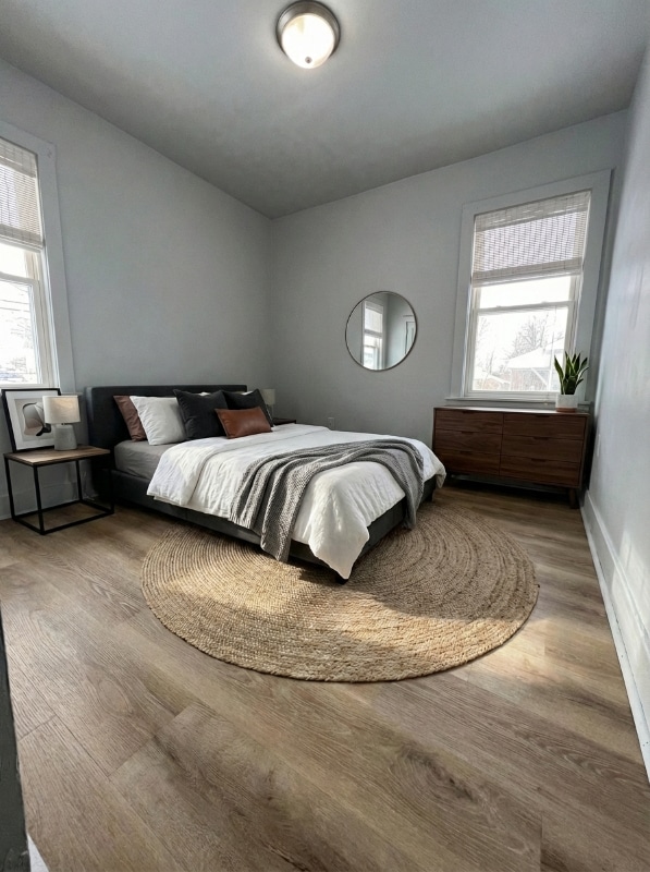 Building Photo - 138 E Henry St