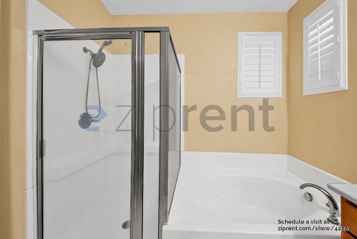 Building Photo - 24162 Willowbrooke Ct