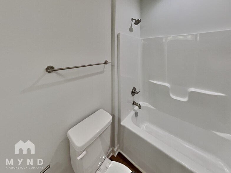 Building Photo - 134 Lauren Ct