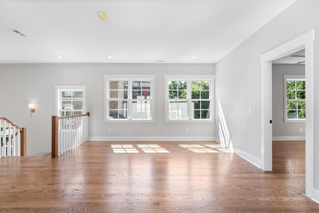 Building Photo - 2931 Sharon Hill Cir