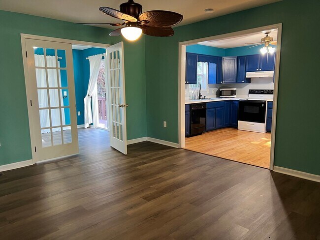 Building Photo - YEAR-ROUND - UNFURNISHED - SINGLE FAMILY - LEWES