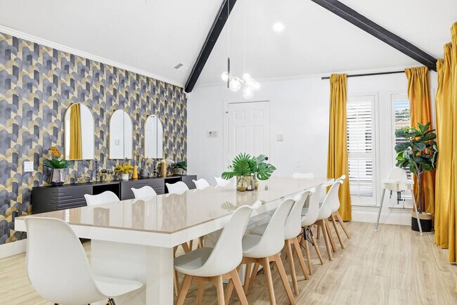 Building Photo - 3705 Trilogy Dr