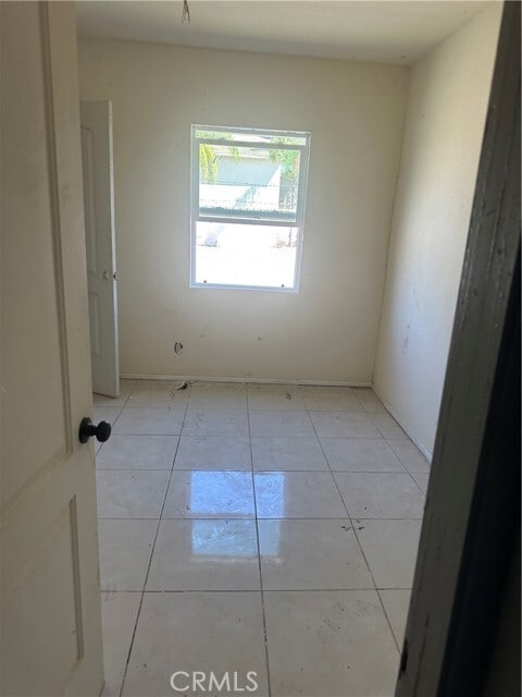 Building Photo - 1121 N Anaheim Blvd