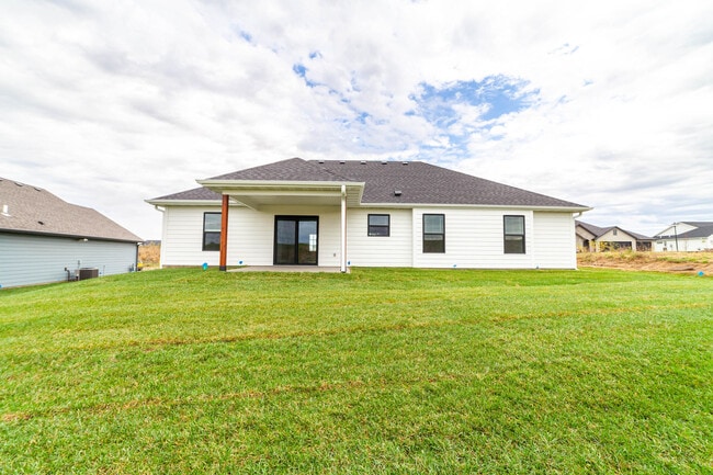Building Photo - 4604 Estacada Dr