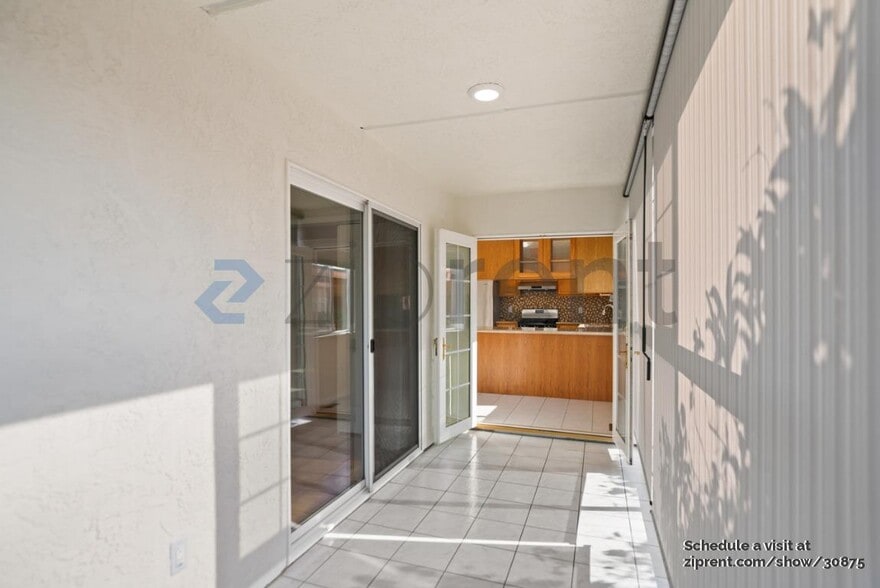 Building Photo - 651 40th St