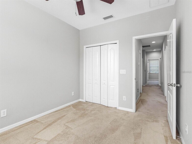 Building Photo - 12820 Belvedere Song Way