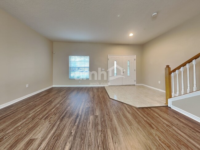 Building Photo - 8837 Royal Enclave Blvd