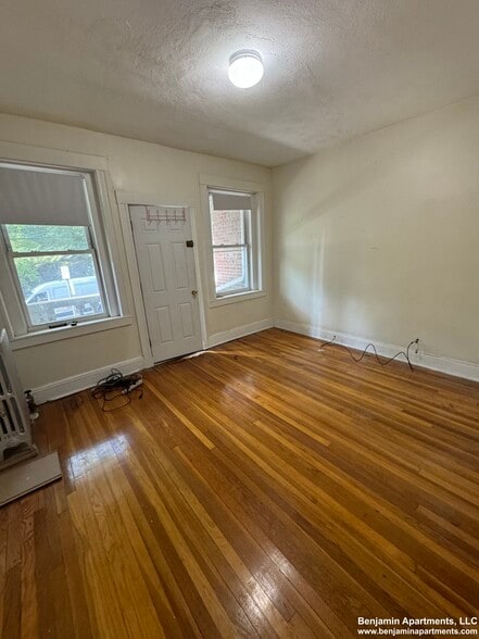Building Photo - 9 Egremont Rd