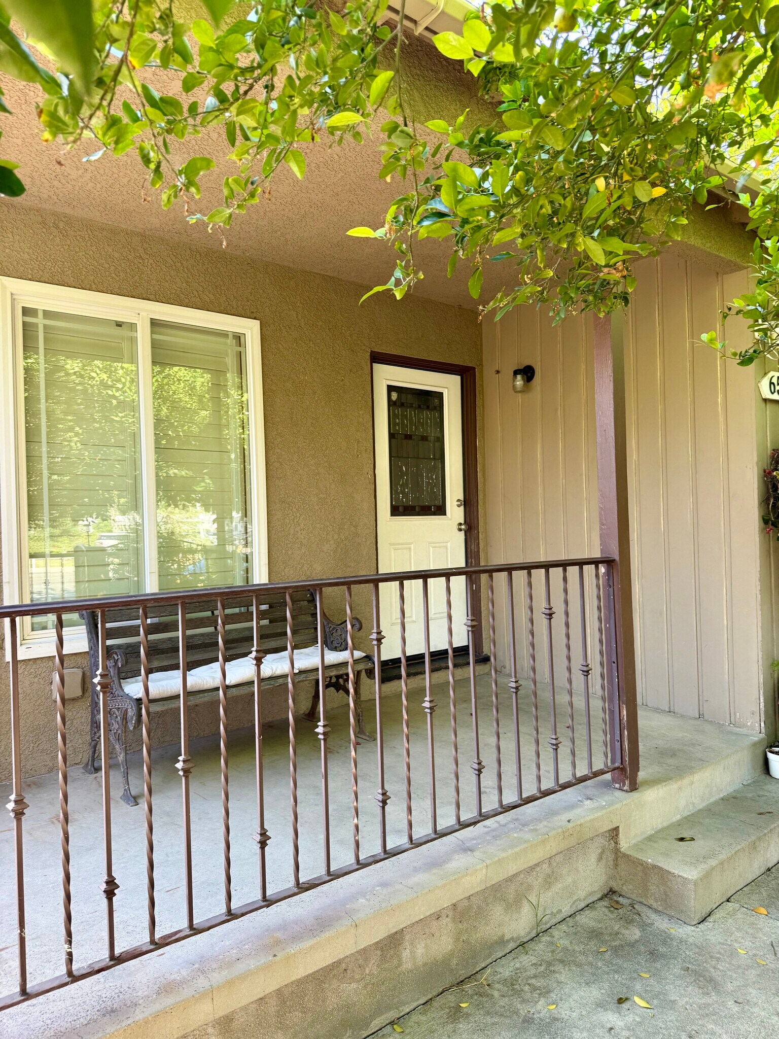 Building Photo - 6517 White Oak Ave
