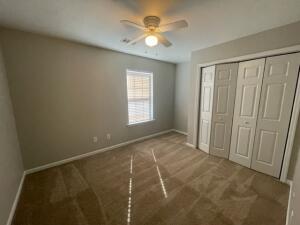 Building Photo - 110 Fox Haven Dr