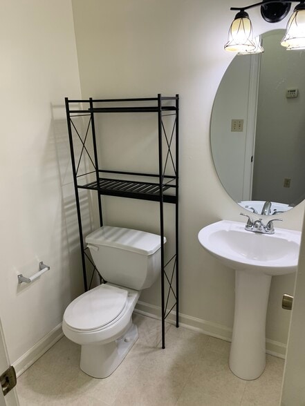 Powder Rm - 137 mountain drive