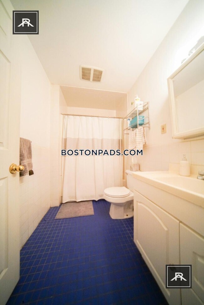 Building Photo - 2 bedroom in Brookline MA 02118