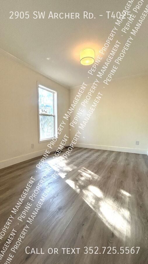 Building Photo - 2905 SW Archer Rd