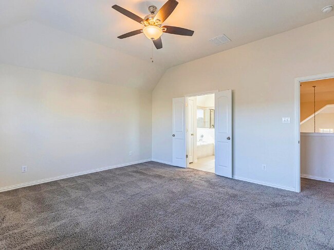 Building Photo - Spacious 4 Bedroom Home with 2 Car Garage in Boerne ISD