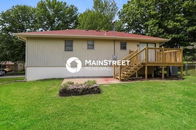 Building Photo - 3 Bedroom Pet-Friendly Home in INDEPENDENC...