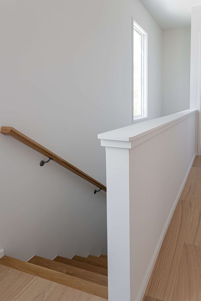 Building Photo - Great contempory home close to the heart of Greenville.