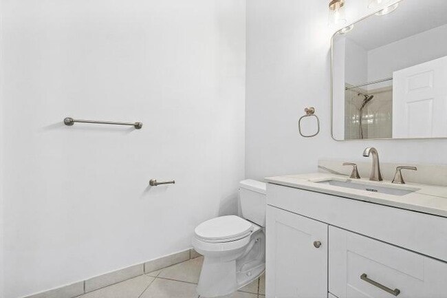 Building Photo - 8593 Mangrove Cay