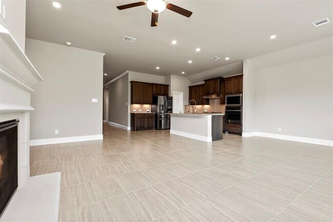 Building Photo - 22096 Volante Dr