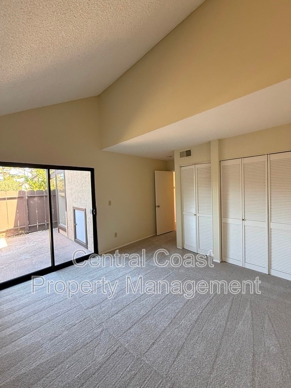 Building Photo - 1360 Josselyn Canyon Rd