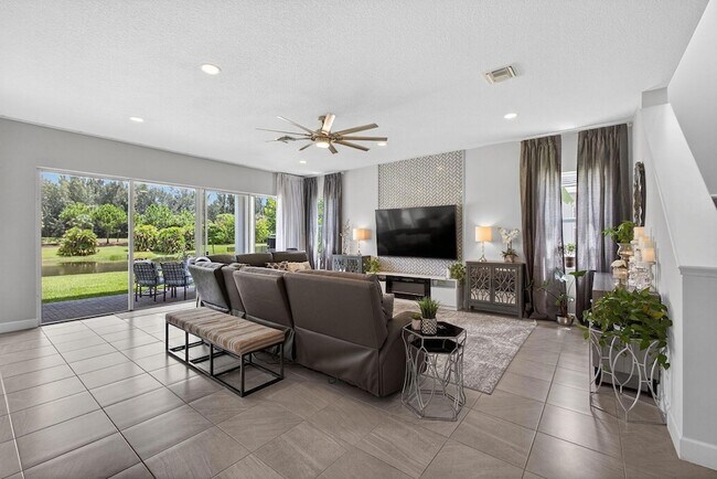 Building Photo - 15953 Whippoorwill Cir