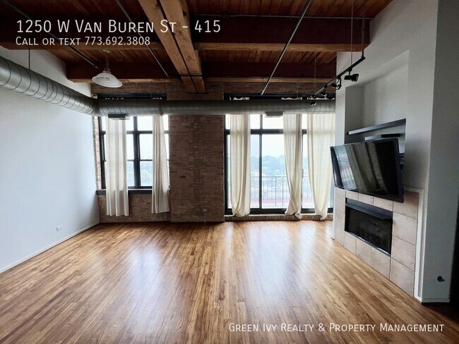 Building Photo - 1250 W Van Buren St