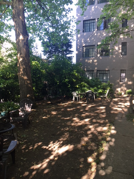 Rare shaded backyard! - 2229 Northwest Everett Street