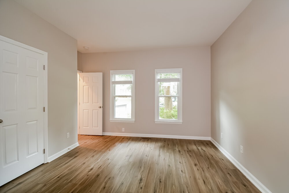 Building Photo - 100 Remington Woods Dr