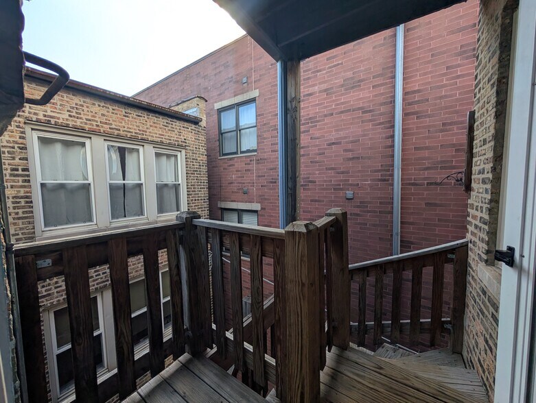 Building Photo - 3402 N Bell Ave